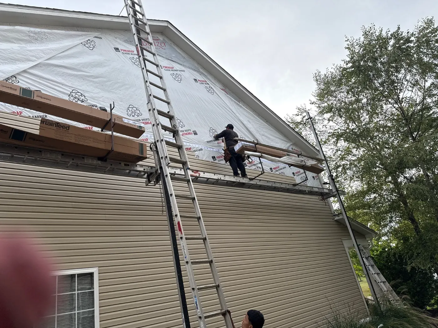 Vinyl siding replacement completed in Woodshire